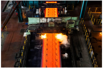 有源滤波器在钢铁、中频冶炼行业中的应用 负载类型:离心压缩机 额定电压:10KV 电机额定电流:52安 电机极数:4极 高压软起动型号:CMV-750-10 现场参数设定: 起始电压:45% 电流限幅倍数:3.5倍 启动时间:15秒 (图1)