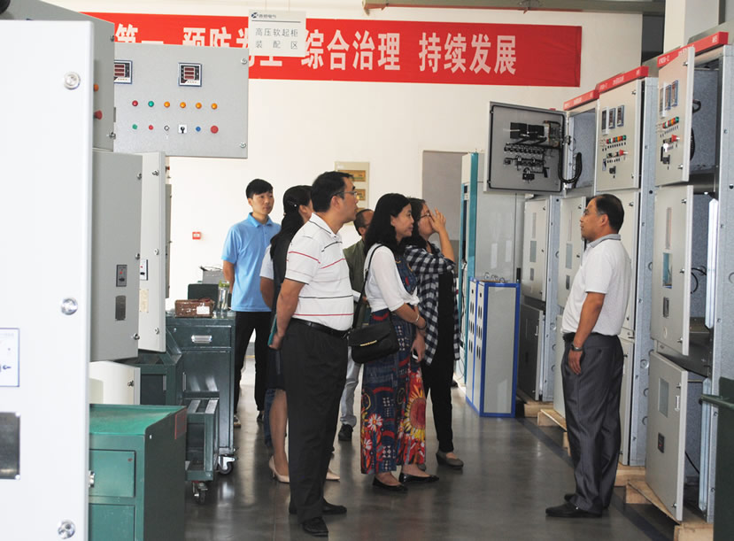 西安名牌产品复审与质量专家走进西驰(图3) 西安名牌产品复审与质量专家走进西驰(图3)